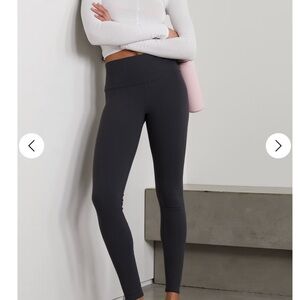 Alo Yoga 7/8 Airbrush Black Leggings Size XS